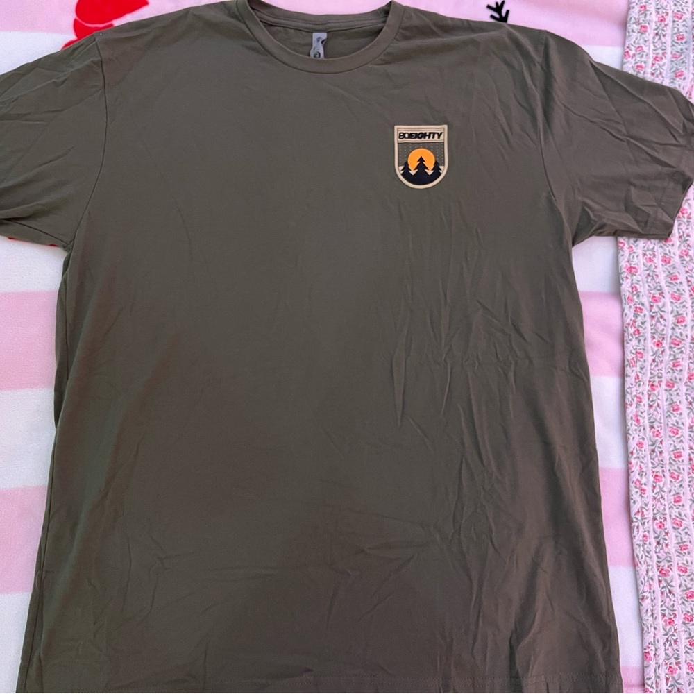 Men's Olive Green Short Sleeve Graphic Patch Tee